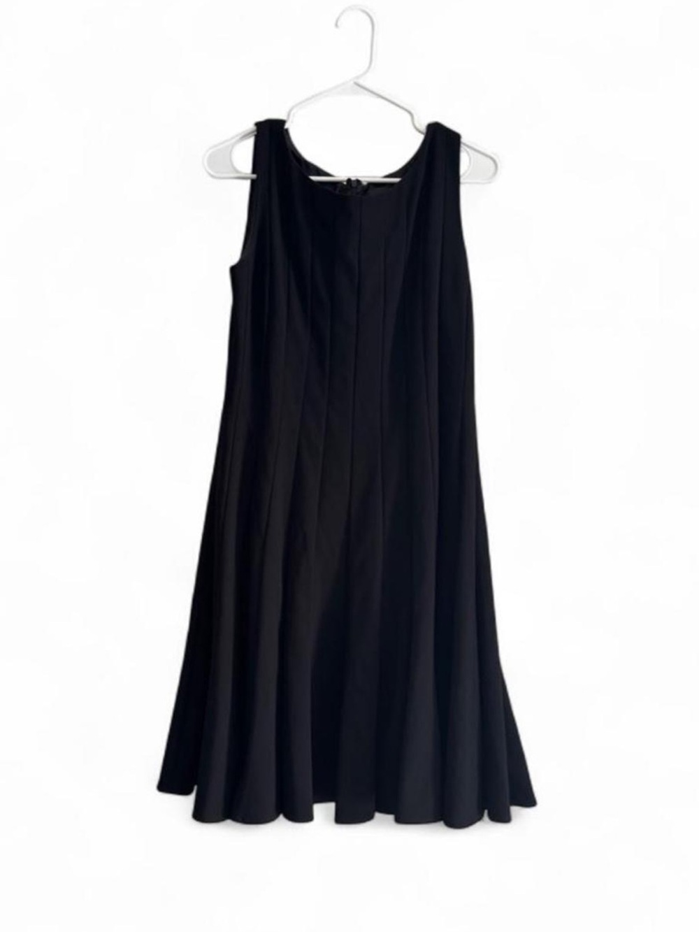 R&M Richards Black Sleeveless Pleated A-Line Dress